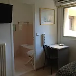 Hotel La Cle Du Sud 2*